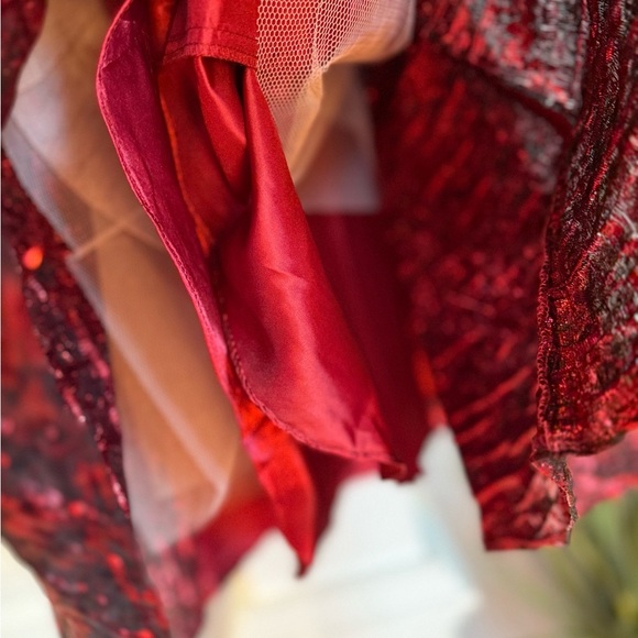 MacDuggal Off-Shoulder Red Dress - Picture 9 of 9